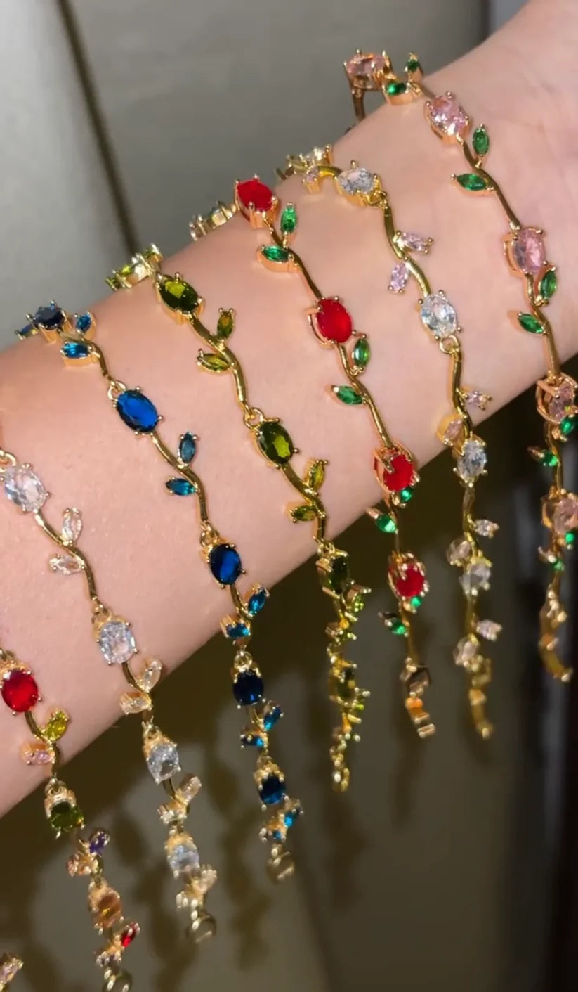 ELEGANT TULIP BRACELET